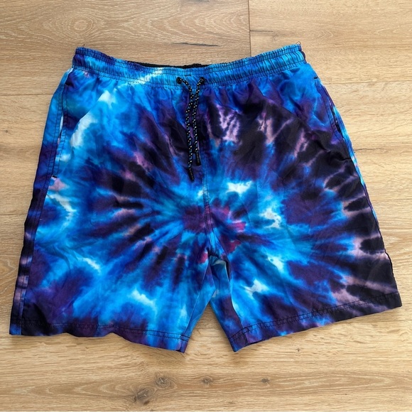 New Broken Threads Black Multiswirl Design Men's Swim Trunks Sz M *J15 - Picture 1 of 2